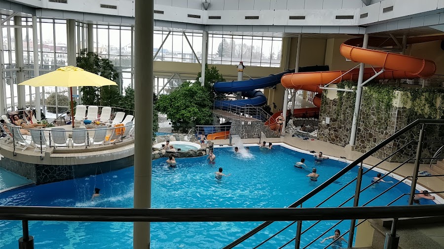 Piscina exterioară Paradisul Acvatic