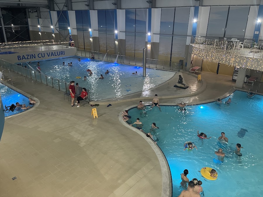 Complex Aqua Land