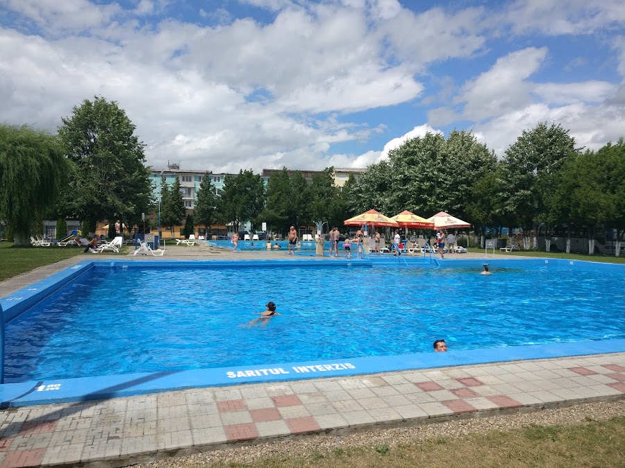 Bazinul acoperit