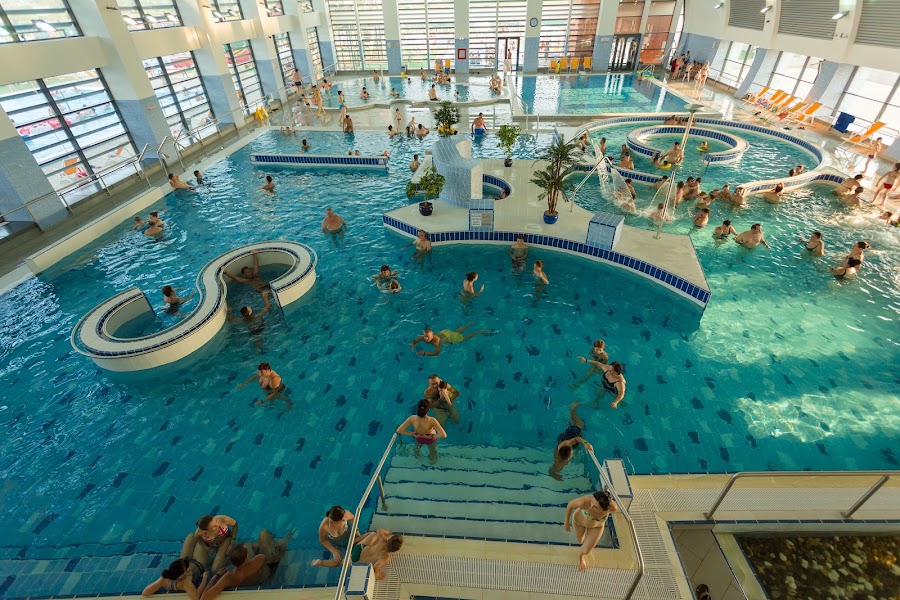 Piscine cu hidromasaj